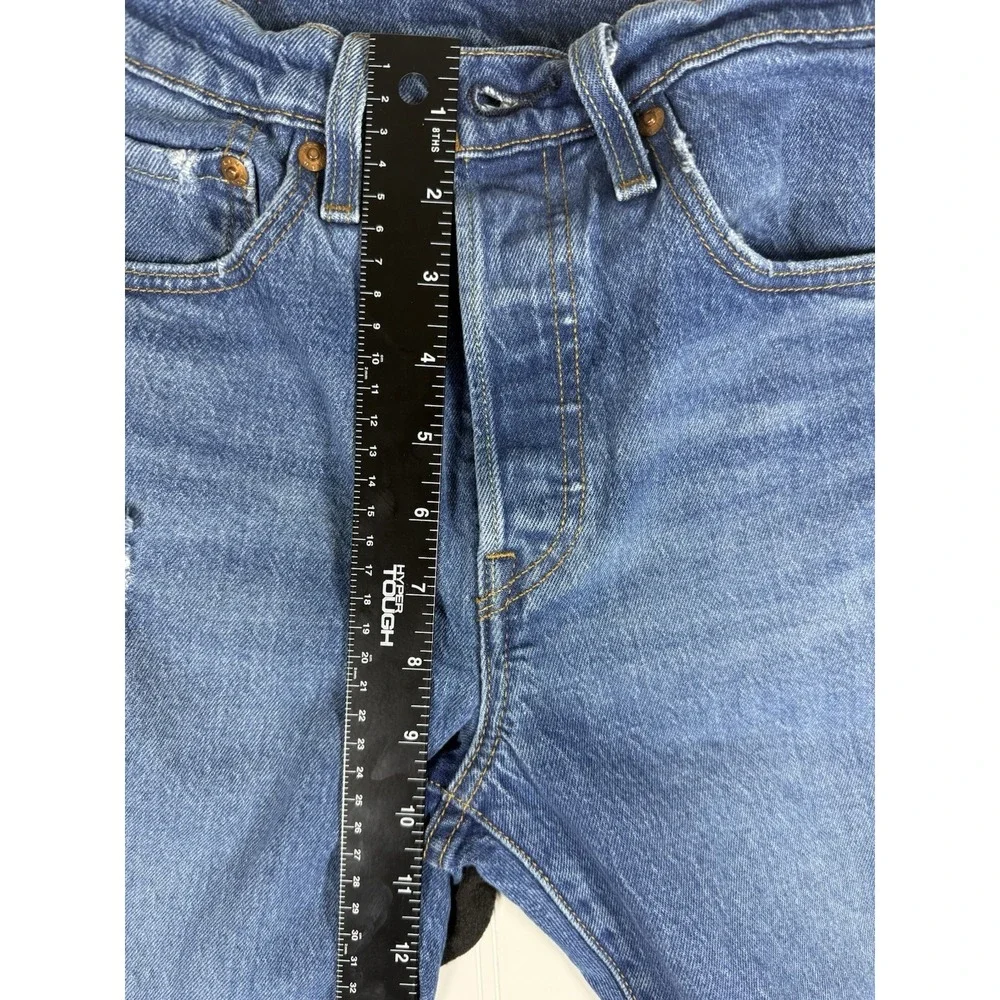 Levis size material